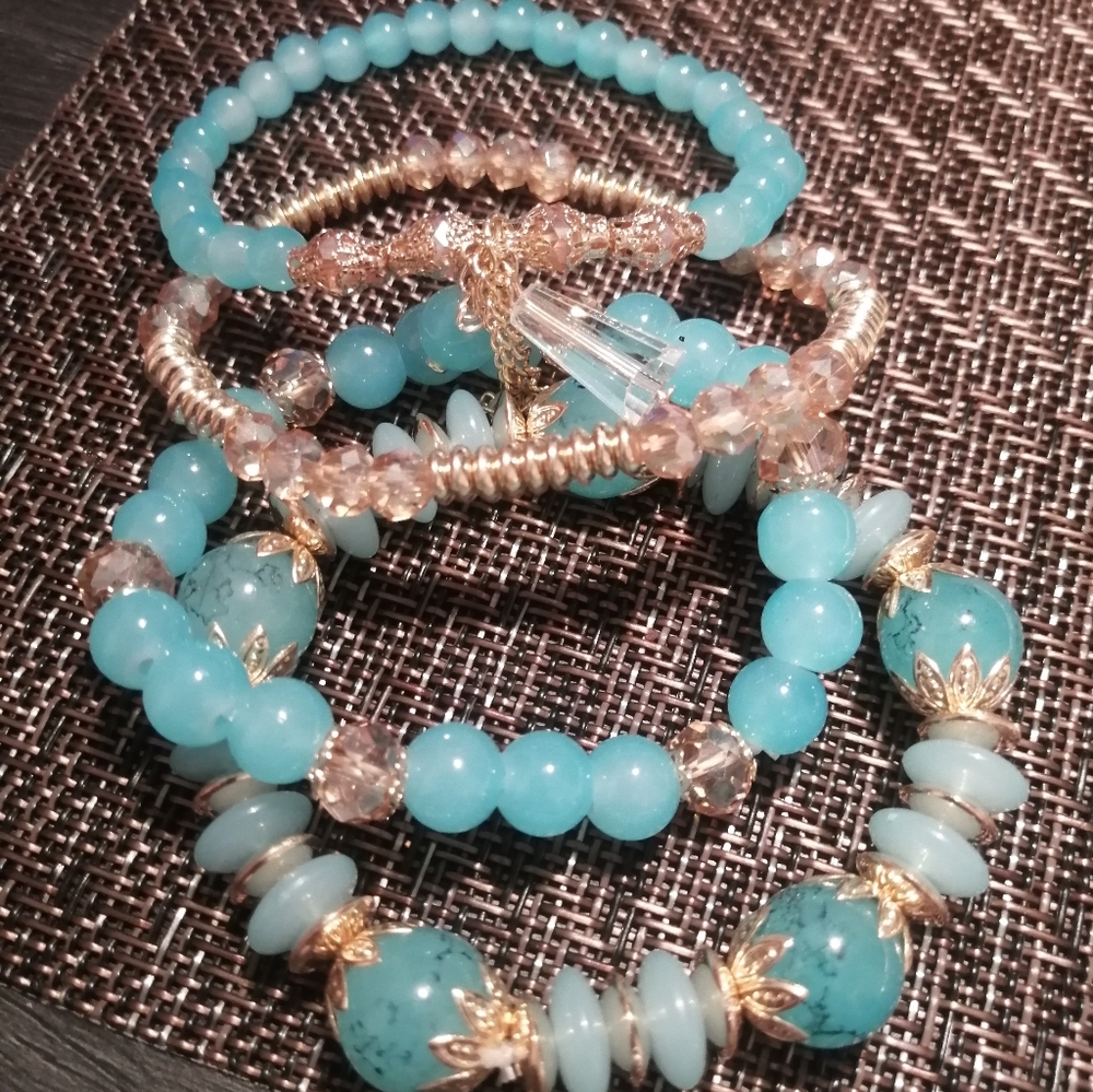 Elegant 4in1 Blue Beaded Bracelet Set